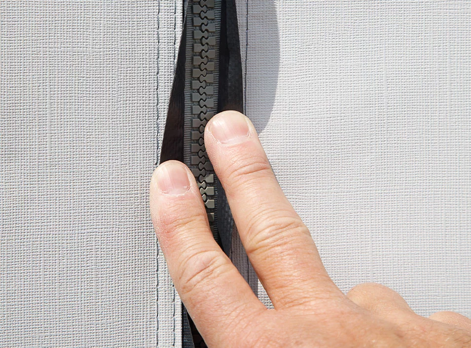 dia5061_ambassador_III