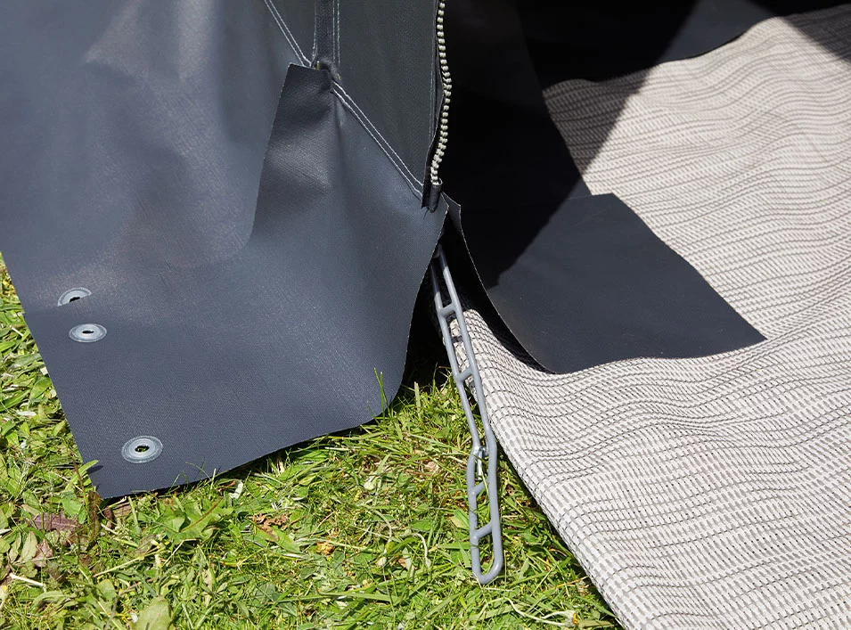 dia5063_ambassador_III